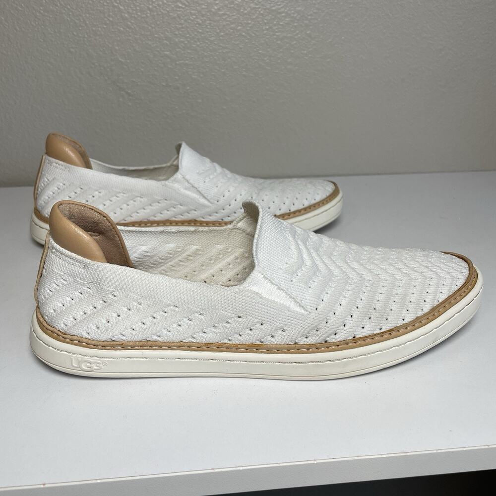 UGG Shoes 7.5 Womens White Sammy Chevron Slip On Sneaker Loafer Casual 1102560 - Picture 4 of 10